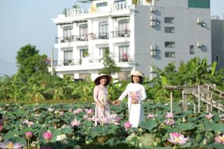 Lotus Hotel Ninh Bình - Ninh Binh - 2