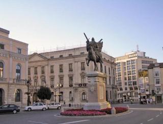 Apartamento en la Plaza de Libertad junto al CID Campeador Burgos - 0