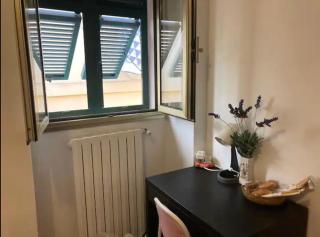 Cheerful Room, Sharing kitchen in a Cosy Family Art House, Ideal for one person or couple - Sanremo - 6