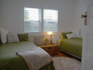 Country Orange Cottage - Orange - 9