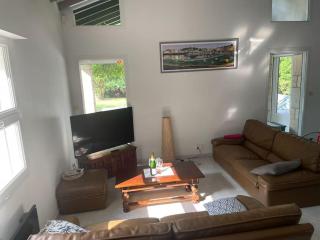 Belle Villa basque avec piscine et jardin de 3000m2 - Saint-Jean-de-Luz - 2