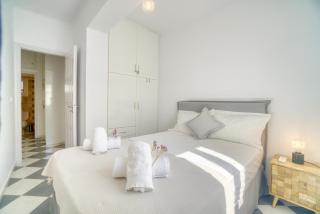 Stylish and Cozy Home in Andros Town by Explore Andros - 8
