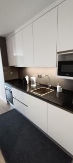 GREEN TOWER 1106 - 7