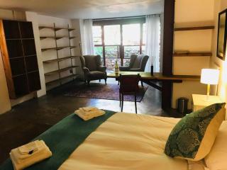 (Sub)urban retreat - 2