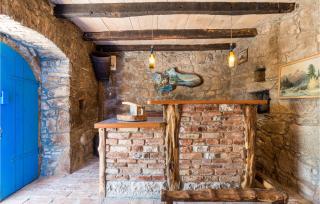 2 Bedroom Beautiful Home In Poljane - 8