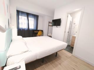 Hostal Carmen by gaiarooms - Salamanca - 9
