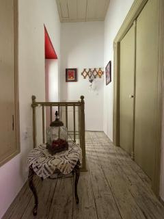 Red Windows to Blue Sky - Skiros - 4