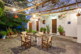 Platanakia - Skopelos Town - 8