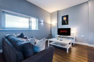 Versace Inspired Apartment - Liverpool - 3