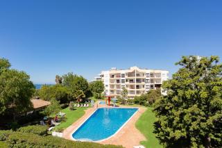 Praia da Rocha Wonder w/ Balcony by LovelyStay - 9