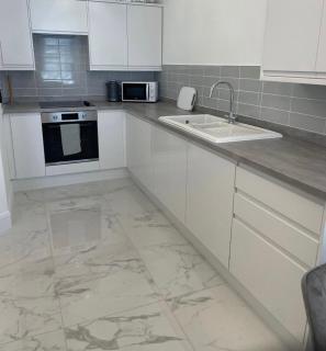 Ballycastle Town Centre Studio Apartment - Ballycastle - 6