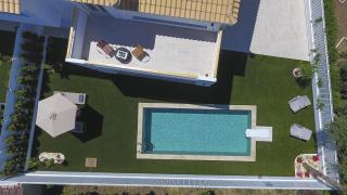 THE QUAD Luxury Villas - 2