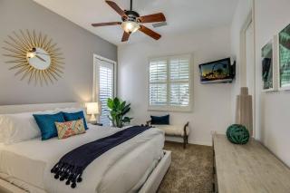 Clubhouse - Modern Villa w Pool, Fire Pit & Putting Green - Indio - 8