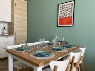 Las Brisas Garden Apartment - 4