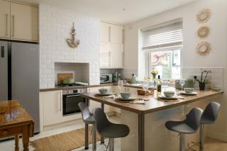 Modern, light and airy townhouse in Llandudno, West Shore - Llandudno - 0