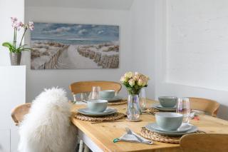 Modern, light and airy townhouse in Llandudno, West Shore - Llandudno - 8