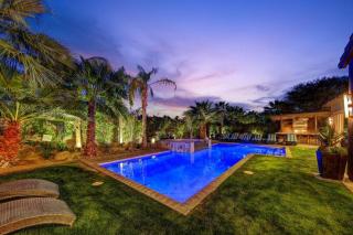 Royale - Entertain in Style - Pool, Spa, Games - Professionally Managed - Indio - 1