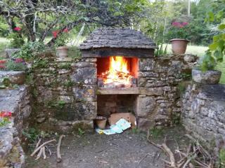 Maison Périgourdine avec Cheminée, Jardin Privé & Wifi, Proche Sarlat et Vallée de la Dordogne - FR-1-616-49 - Sainte-Mondane - 2