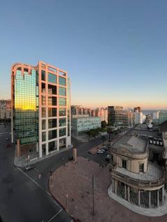 Hermoso apartamento en casco histórico con vistas al río - Montevideo - 3