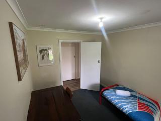 Family Beachside Shack - Geographe - 1