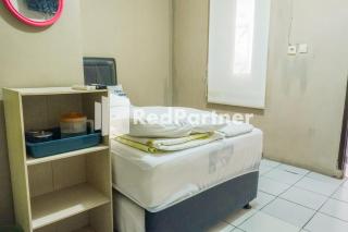 Penginapan Rio Anakku Syariah Banjaran Mitra RedDoorz - Pameungpeuk - 7
