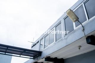 Jabrix Hotel Mitra RedDoorz - 4