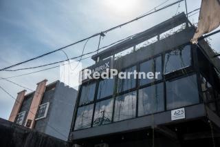 Jabrix Hotel Mitra RedDoorz - 8