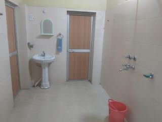 "Priyadarshi Villa" Free pickup in ac car from Jasidih Railway station or Deoghar Airport - 3