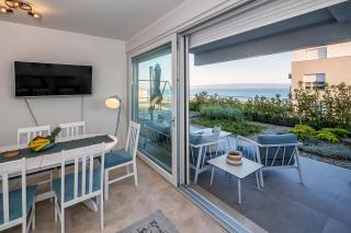 Sea view with garden apartment Joshua - Split - 8