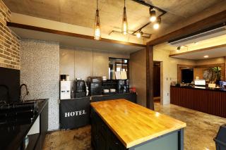 Cornerstone Hotel - 4