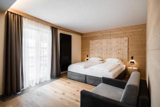 Hotel Mareo Dolomites - San Vigilio Di Marebbe - 2