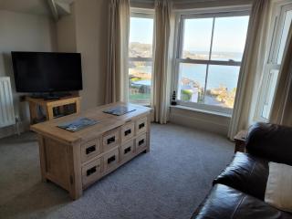 Fairfield Sea View Apartment - 9