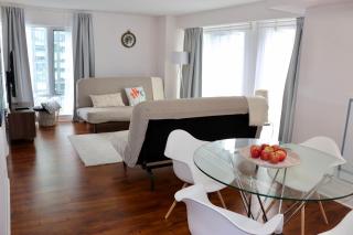Apartment/2Bedrooms/2 Full Bathrooms/Free parking - Toronto - 1