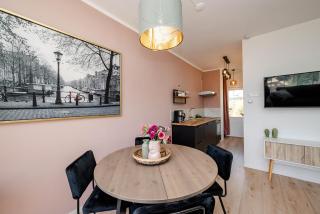 Amsterdam Beach Apartment 9, Private Garden - 2