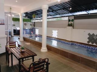 Comfortable Private Swimming Pool Homestay Melaka 20 Pax 5R3B - 1