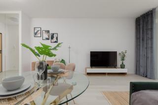 Cozy Studio Żupnicza Soho Factory by Noclegi Renters - Varsavia - 6