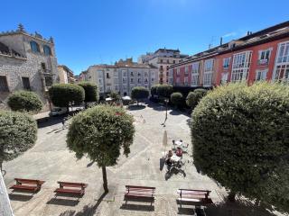 Apartamento en la Plaza de Libertad junto al CID Campeador Burgos - 2