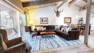 Mammoth Estates Condo - Near Village at Mammoth & Pet Friendly - Mammoth Lakes - 7