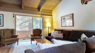 Mammoth Estates Condo - Near Village at Mammoth & Pet Friendly - Mammoth Lakes - 1