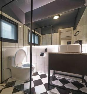 Bias K-girl Guesthouse Women only 女性專用 - 1