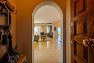 Spacious apartment in Kavouri - Athens - 4