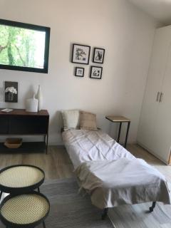LA BRINDILLE Petit mas provencal meublé de tourisme 3 étoiles 2-3 personnes 1 piece 30 m2 tout confort lisière foret jardin Jacuzzi Piscine - Saint-Paul-en-Forêt - 3