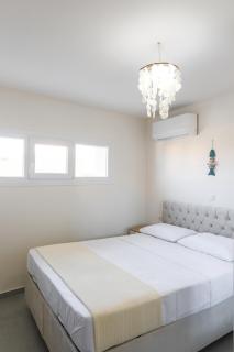 Lucia Beachfront Suite - Panormos - 4