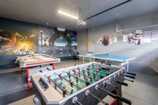 8-Bed Villa Prv Pool and Game Room Near Disney - 8