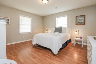 Spacious Home with Waterfront View-Welcome Pets - Sneads Ferry - 8