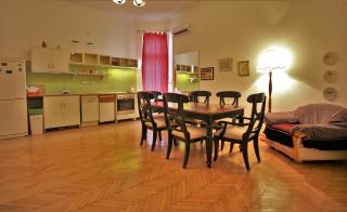 Vacation Budapest Apartment - 2