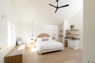 The Pacific Motel - 3