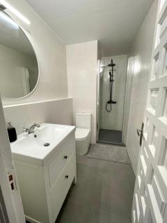 Modern apartment with parking 2 min from the beach - 1