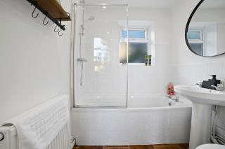 The Village Coach House - Cardiff - 1