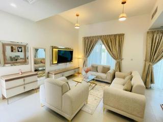 Elite Inn: Amaranta75 (Townhouse Direct pool view) - Dubai - 0